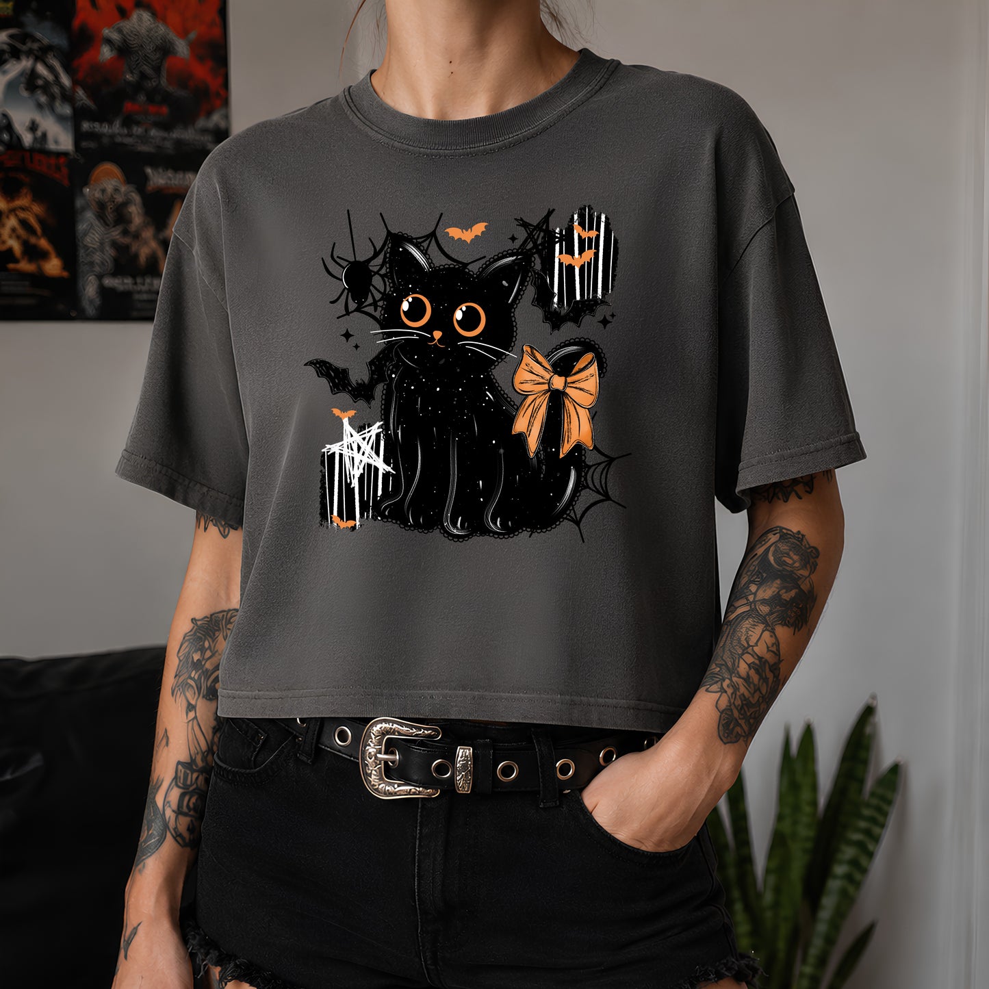 Black Cat Boxy Woman's Tee